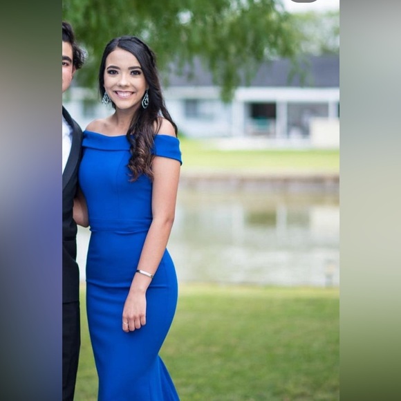 Sherri Hill Blue Off the shoulder dress - Picture 4 of 6